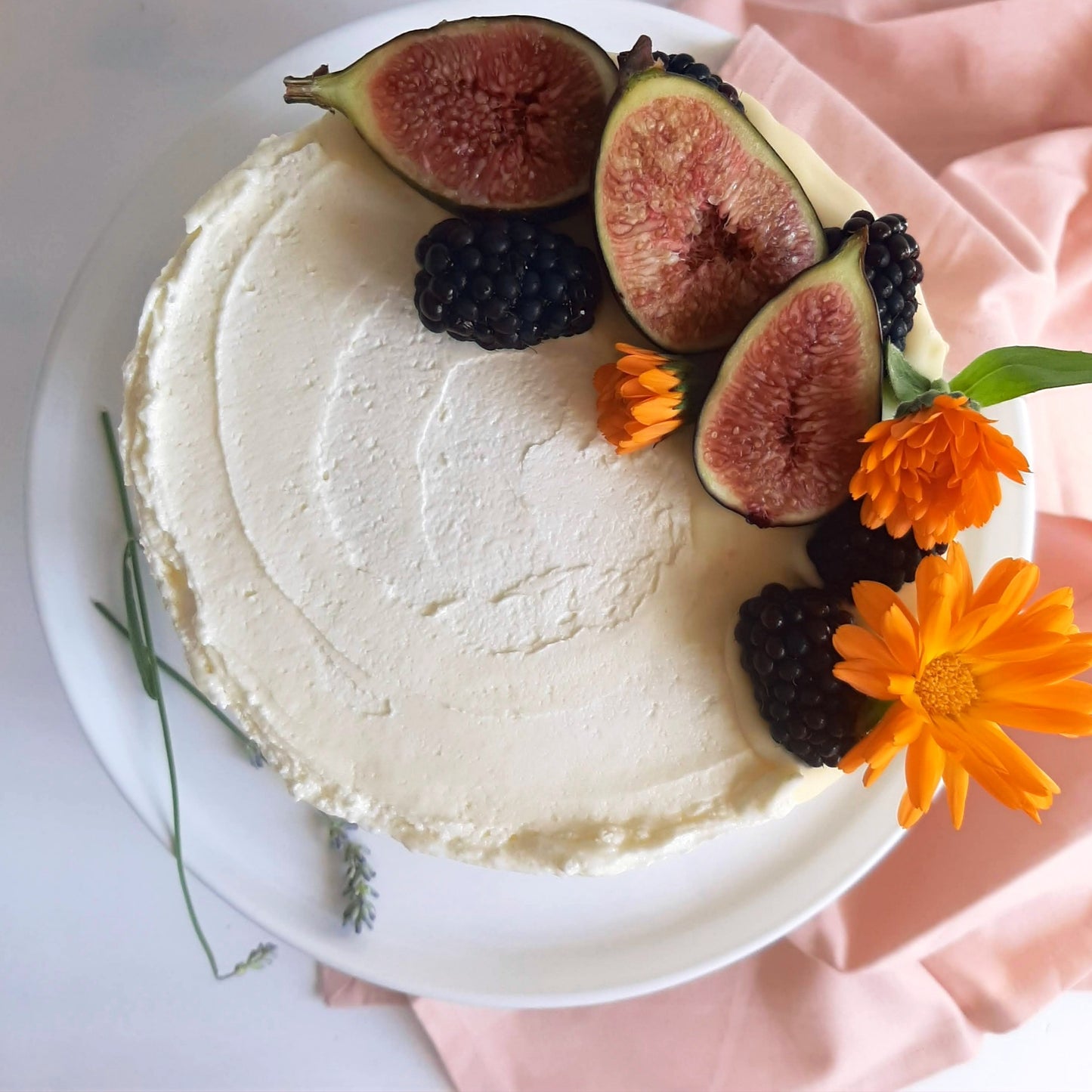 Vegan Vanilla Cake | Birthday | Anniversary image 0